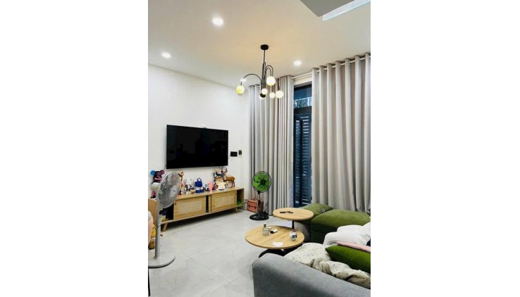 NHÀ MỚI 84M2 - VỊ TRÍ ĐẮC ĐỊA - HXH DƯƠNG QUẢNG HÀM P5